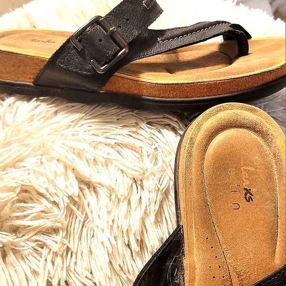 CLARKS BRAND NAME CORK SOLE FOOTBED BIRKENSTOCK STYLE SLIDE ON SANDALS - Picture 2 of 9